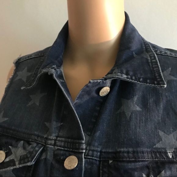 Rock & Republic | “Gunshow” Button Down Star Jean Vest in Blue with White Stars - Picture 5 of 15